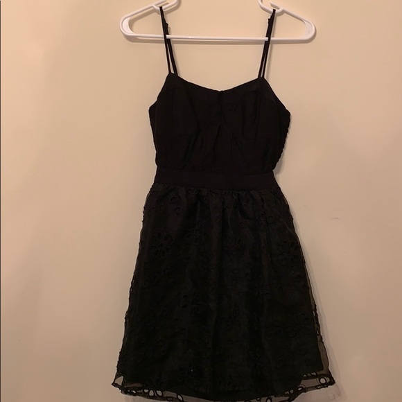 💚2/30$💚 ✨NWOT✨BCBG black dress - Picture 2 of 3